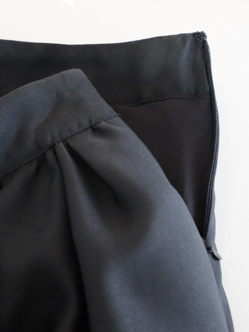 White House Black Market Pleated Midi Skirt Black Satin Look A-Line - Picture 2 of 3